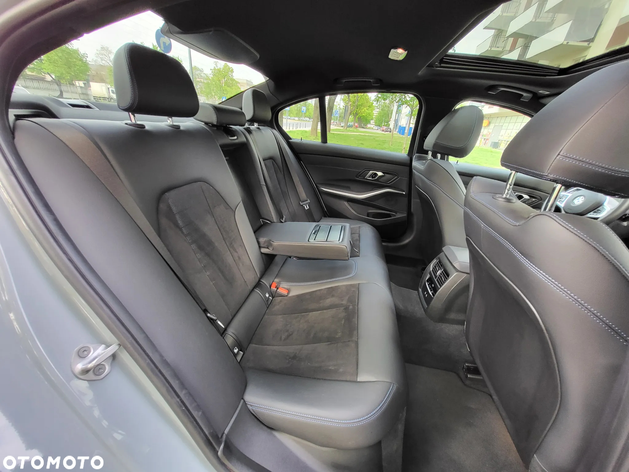 BMW Seria 3 320d M Sport - 33