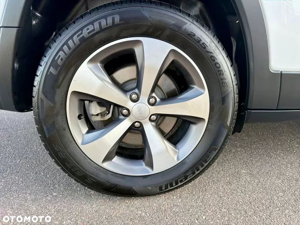 Jeep Cherokee 3.2 V6 Pentastar Active Drive I Automatik Limited - 11