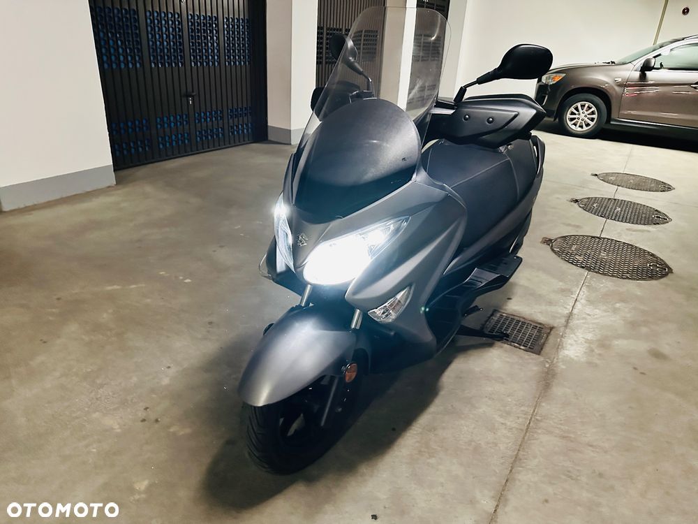 Suzuki Burgman - 38
