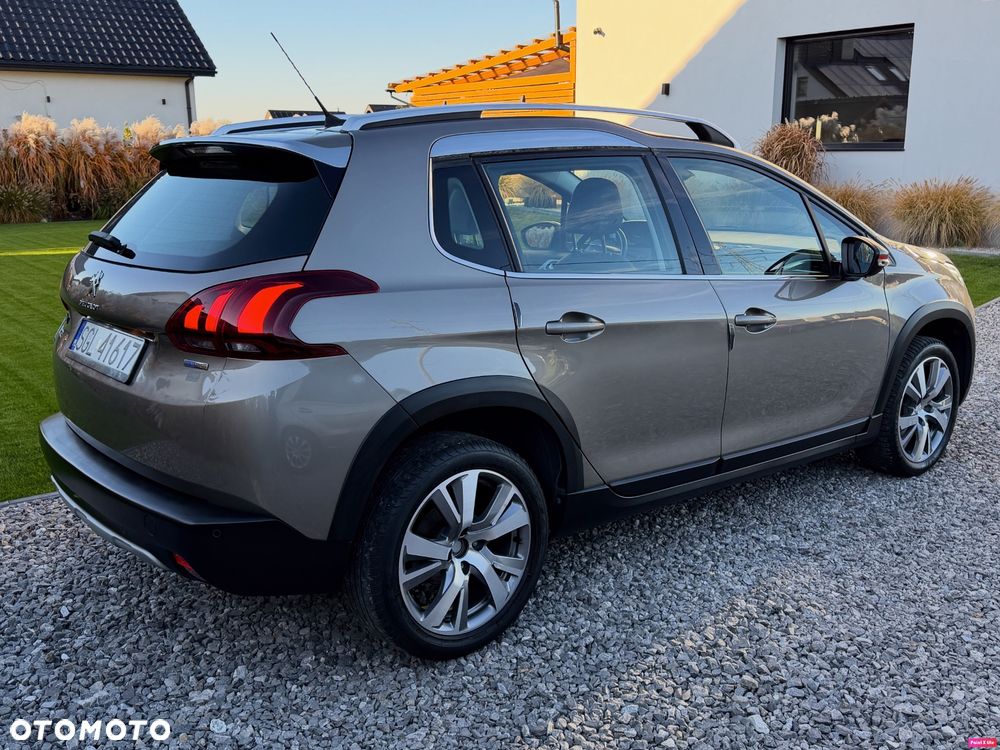 Peugeot 2008 2017 photo 2