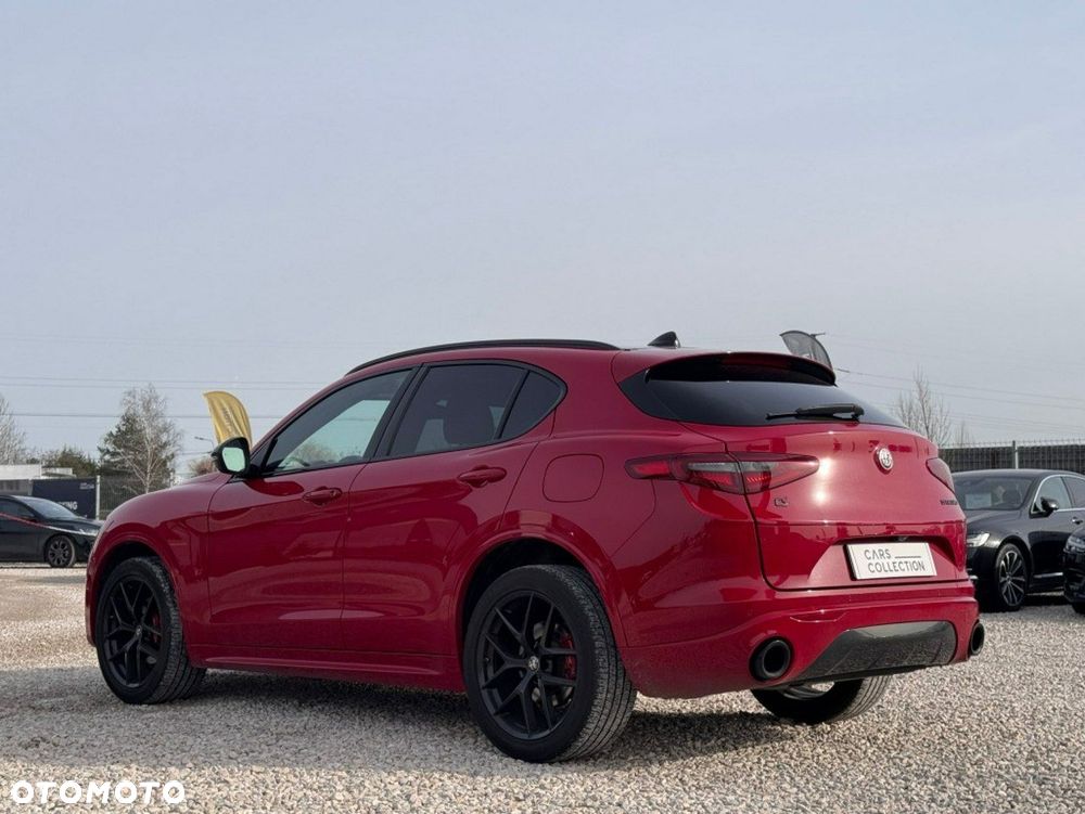Alfa Romeo Stelvio - 6