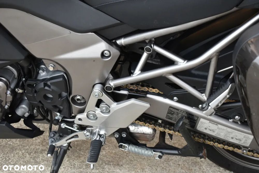 Kawasaki Versys 1000 - 20