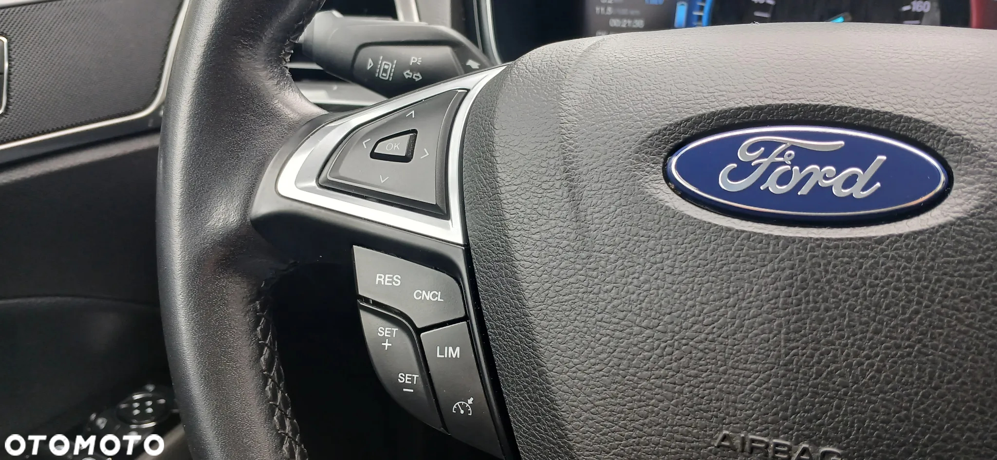 Ford Mondeo 2.0 Hybrid Titanium - 17