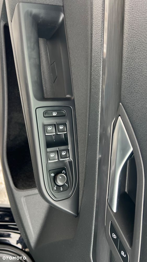 Volkswagen Golf 2.0 TDI SCR DSG Style - 10