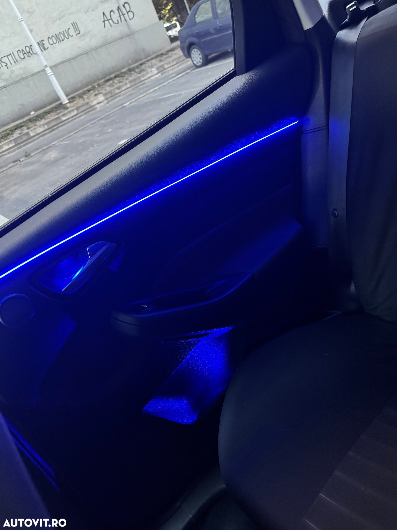 Ford Focus 2.0 TDCI DPF Sport - 9