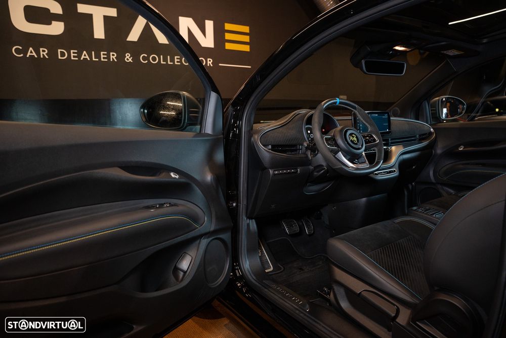 Abarth 500e Scorpionissima - 11