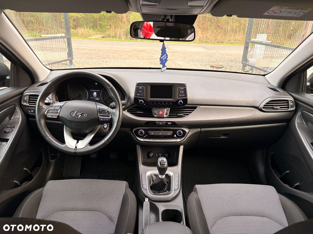 Hyundai i30 1.4 Trend - 21