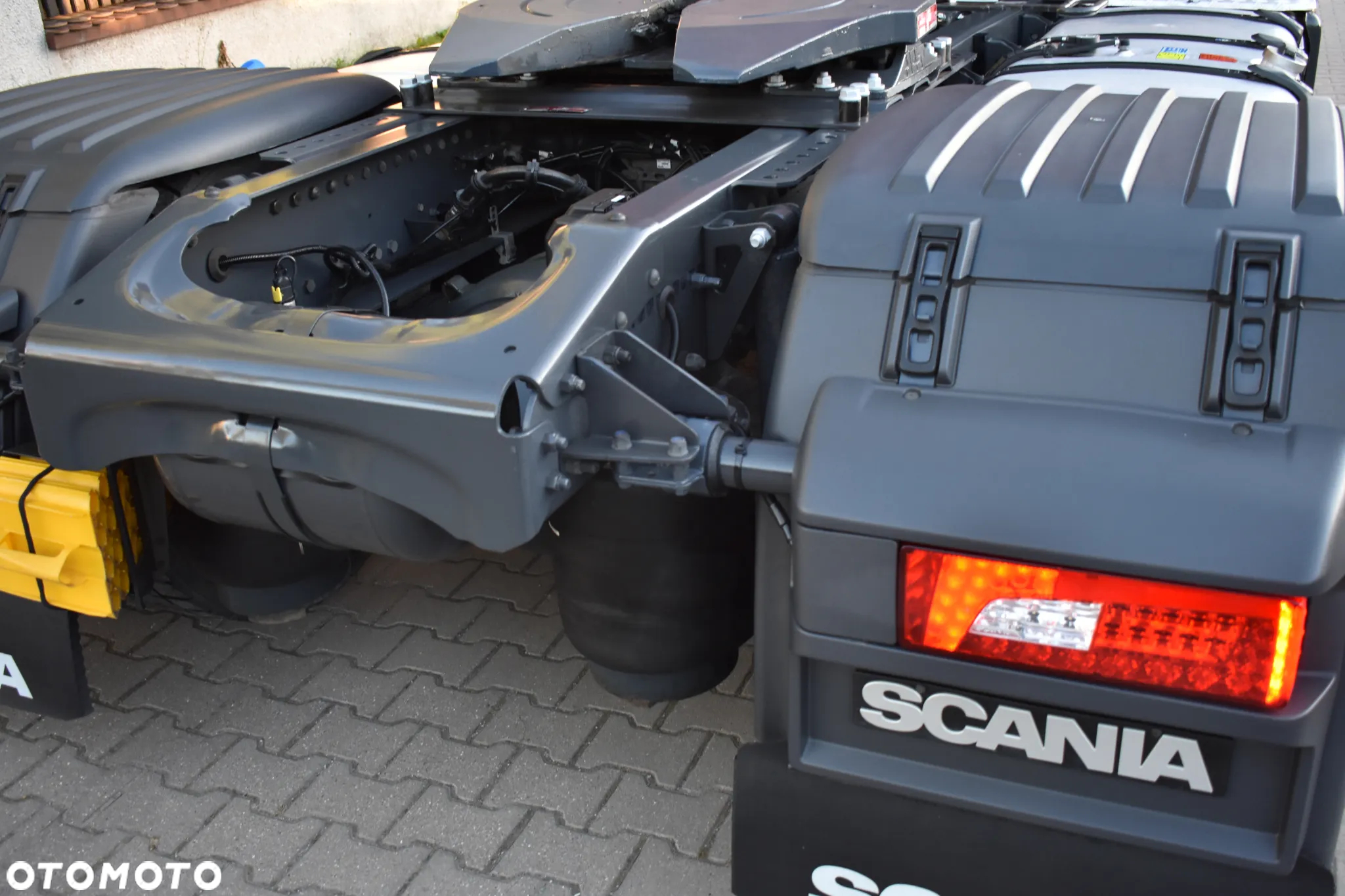 Scania R 450 CROWN EDYTION - 25