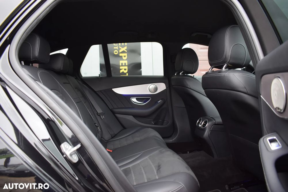 Mercedes-Benz C - 13