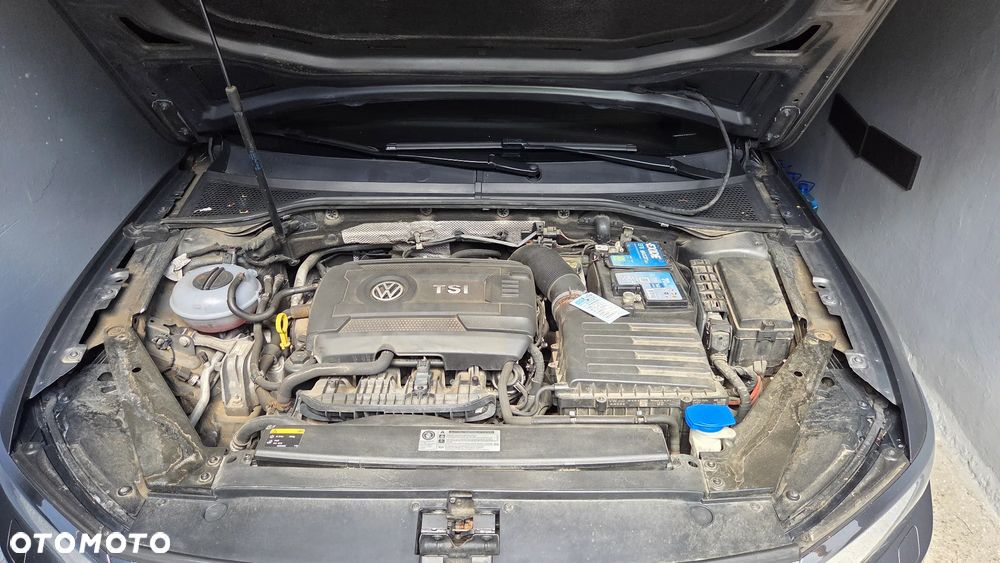 Volkswagen Passat 1.8 TSI BMT Highline DSG - 27