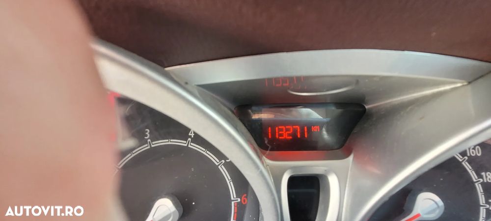 Ford Fiesta 1.25i Titanium - 9