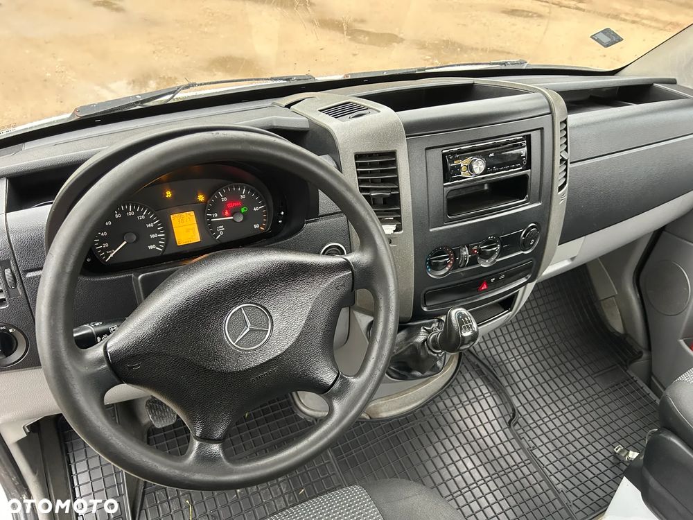 Mercedes-Benz SPRINTER 313 CDI / FAKTURA VAT 23% / SKRZYNIA 3.40 M / ROZSTAW OSI 3.70 M / 1 WŁAŚCICIEL / POLSKI SALON / DOSTĘPNE 4 SZTUKI !! - 9