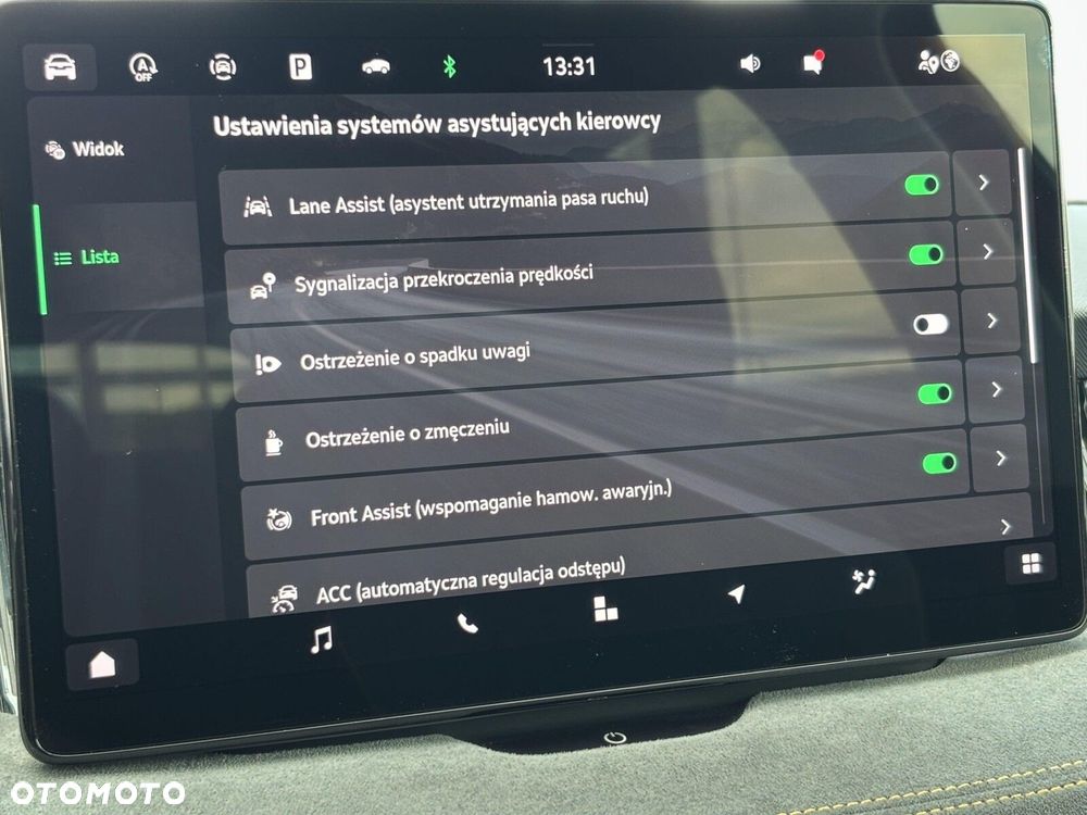 Skoda Superb 1.5 TSI mHEV Selection DSG - 32
