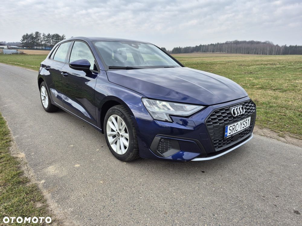 Audi A3 Sportback - 1