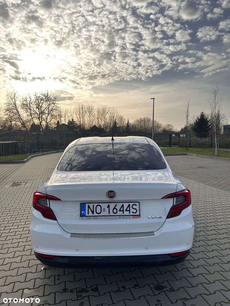 Fiat Tipo 1.4 16v Easy - 10