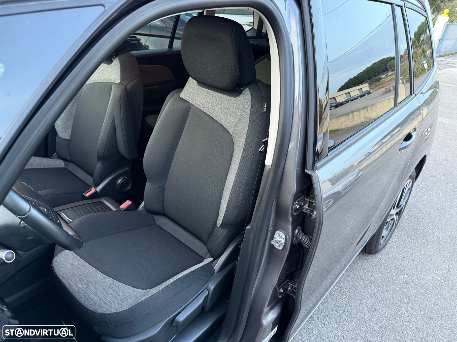 Citroën C4 Grand Picasso - 12
