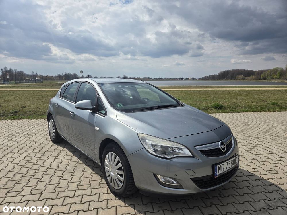Opel Astra 1.4 T Cosmo - 1