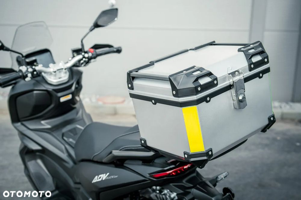 Linhai Scooter - 6