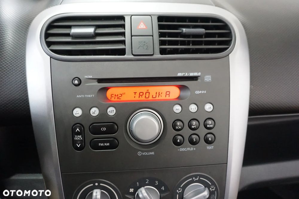 Suzuki Splash 1.0 Comfort - 28