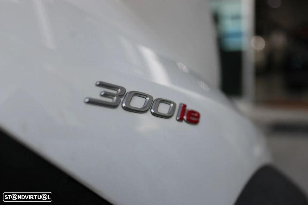 Piaggio MP3 300 LT - 6