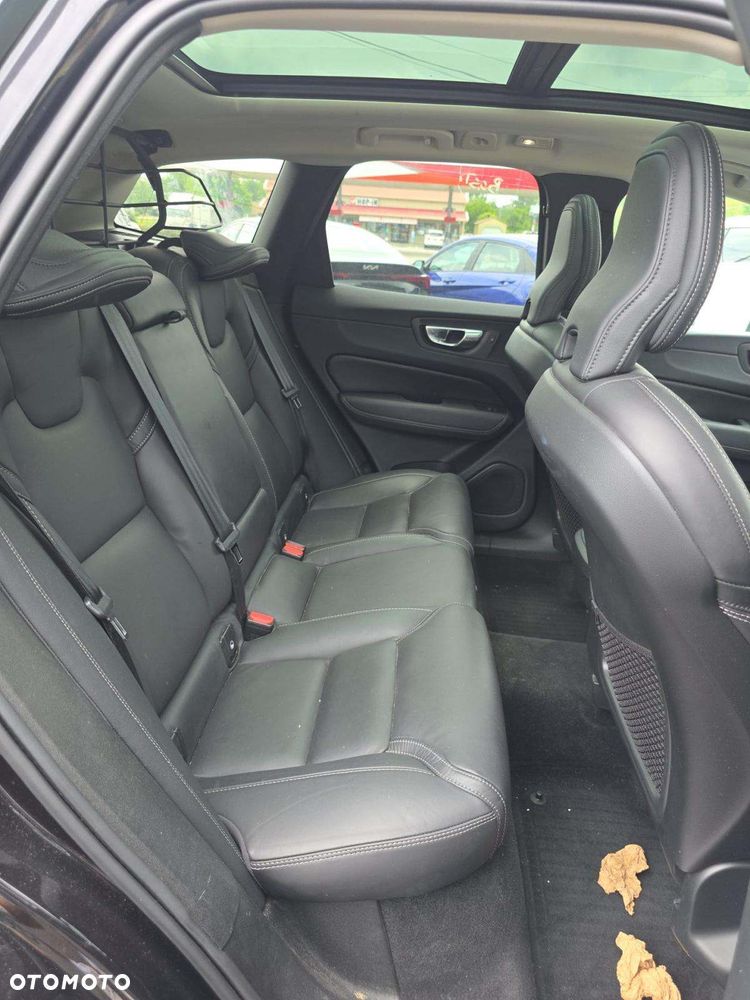 Volvo XC 60 B5 B AWD Inscription - 8