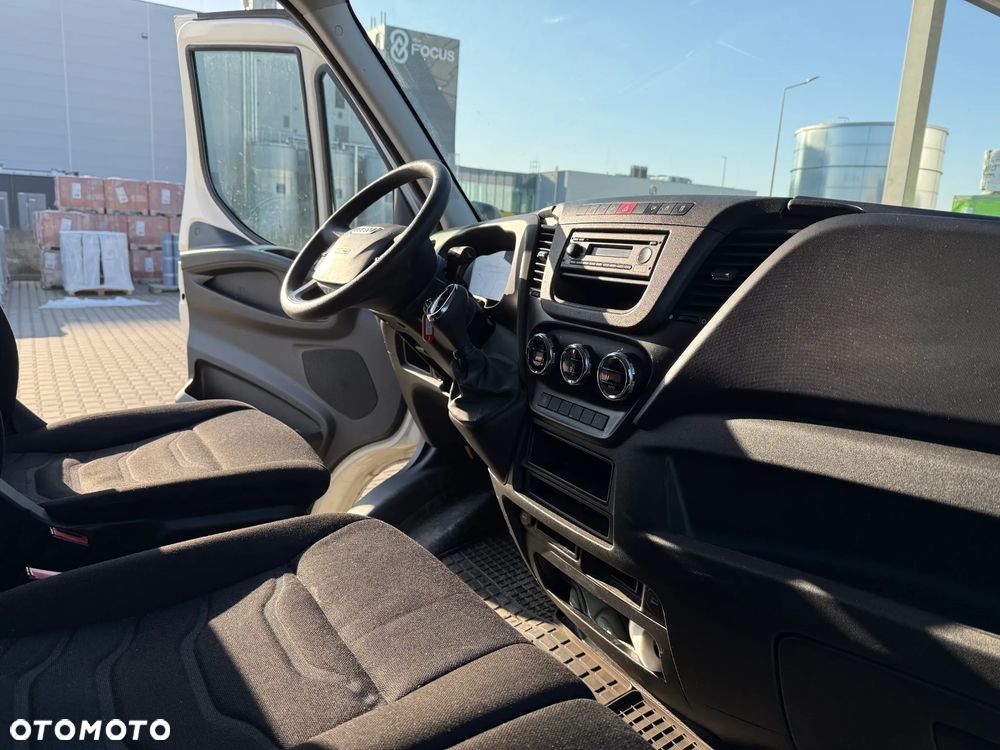 Iveco DAILY - 9