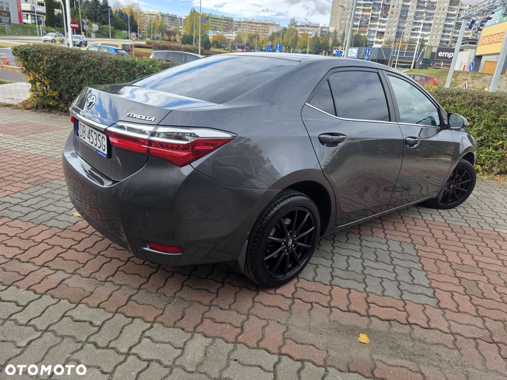Toyota Corolla 1.6 Prestige - 22
