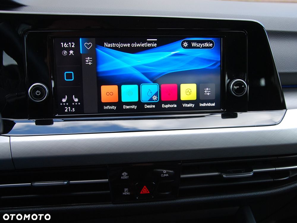 Volkswagen Golf - 30