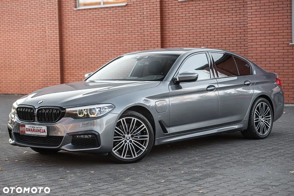 BMW Seria 5 530e iPerformance xDrive M Sport sport - 34