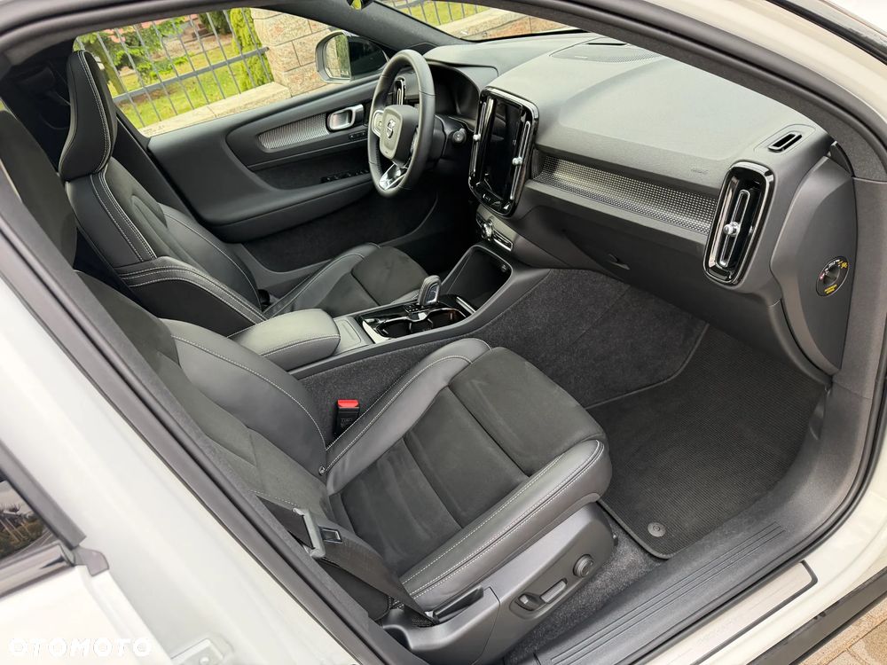 Volvo XC 40 Recharge 82 kWh Twin Motor Ultimate - 9