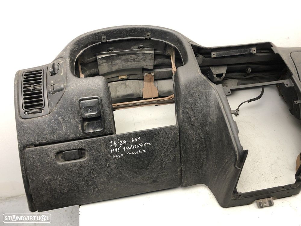 Tablier Preto SEAT IBIZA II (6K1) - 2