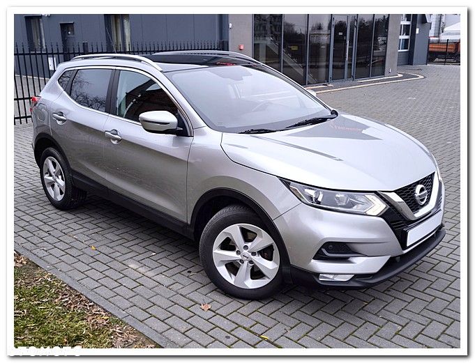 Nissan Qashqai 1.3 DIG-T N-WAY - 10