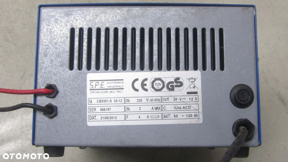 PROSTOWNIK BATERII TRAKCYJNYCH SPE CBSW1-S 24-12 V - 5