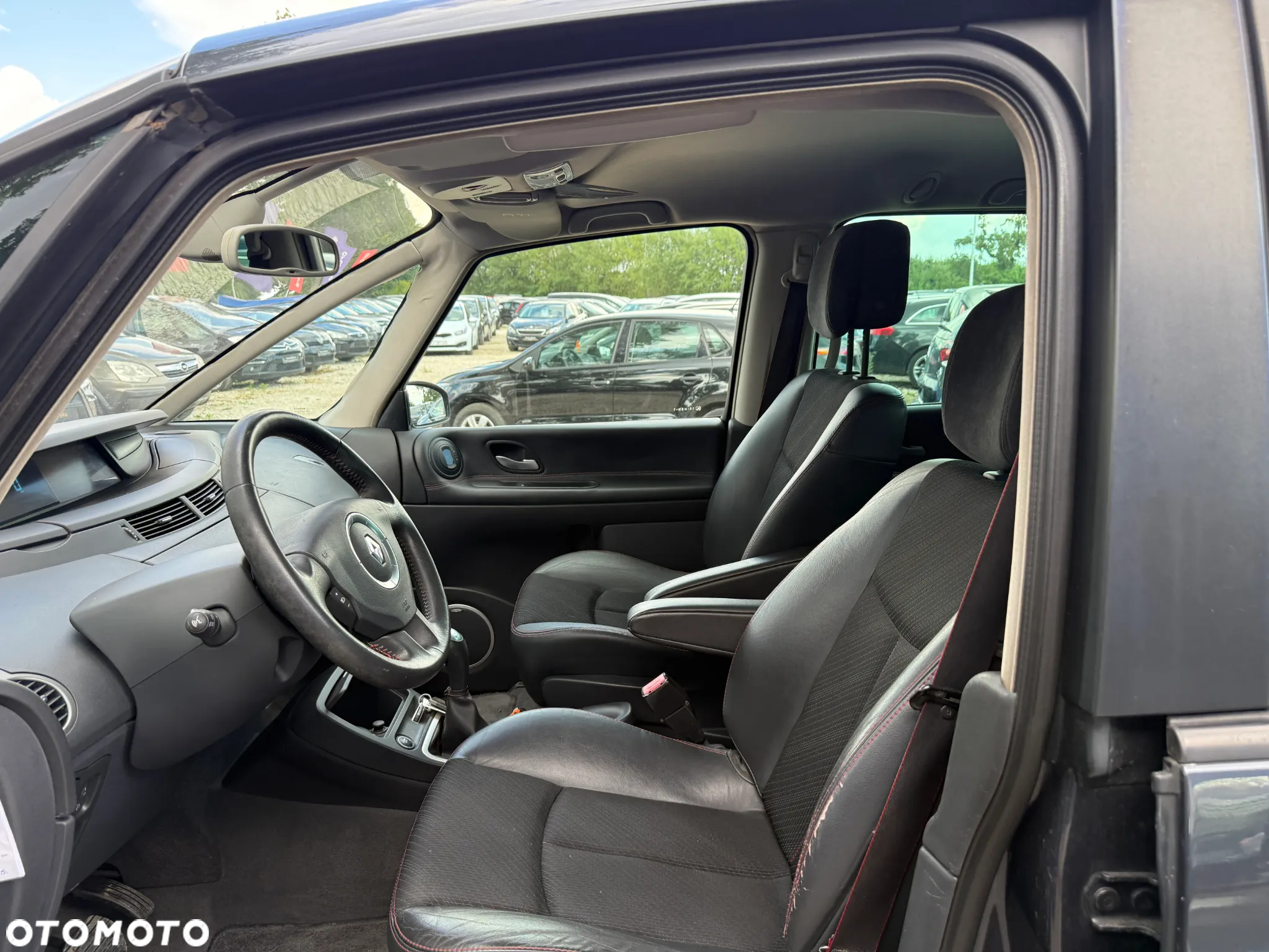 Renault Espace 2.0T Privilege - 23