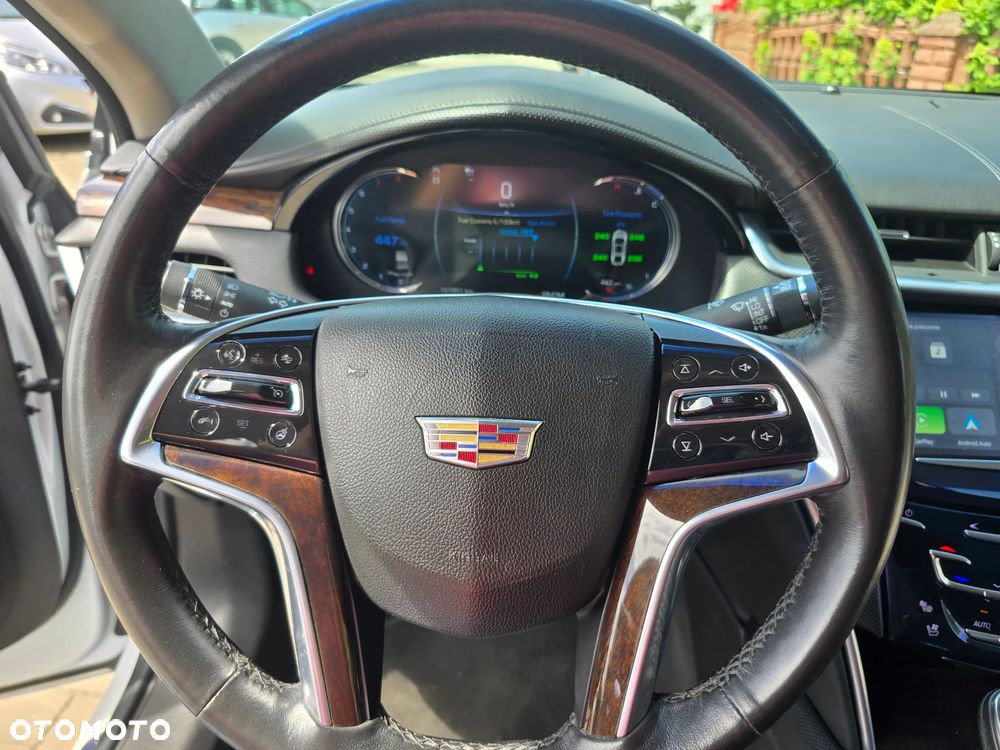 Cadillac XTS - 28