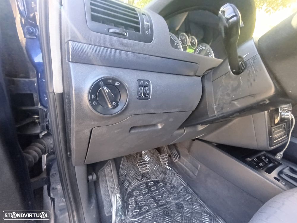 SEAT Alhambra 1.9 TDI Sport - 33