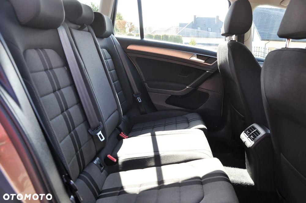 Volkswagen Golf 1.4 TSI BMT Comfortline - 16