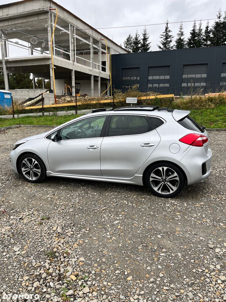Kia Ceed 1.0 T-GDI ISG GT Line - 32