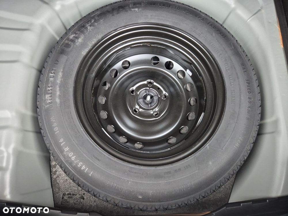 Renault Captur 1.3 TCe mHEV Techno EDC - 28