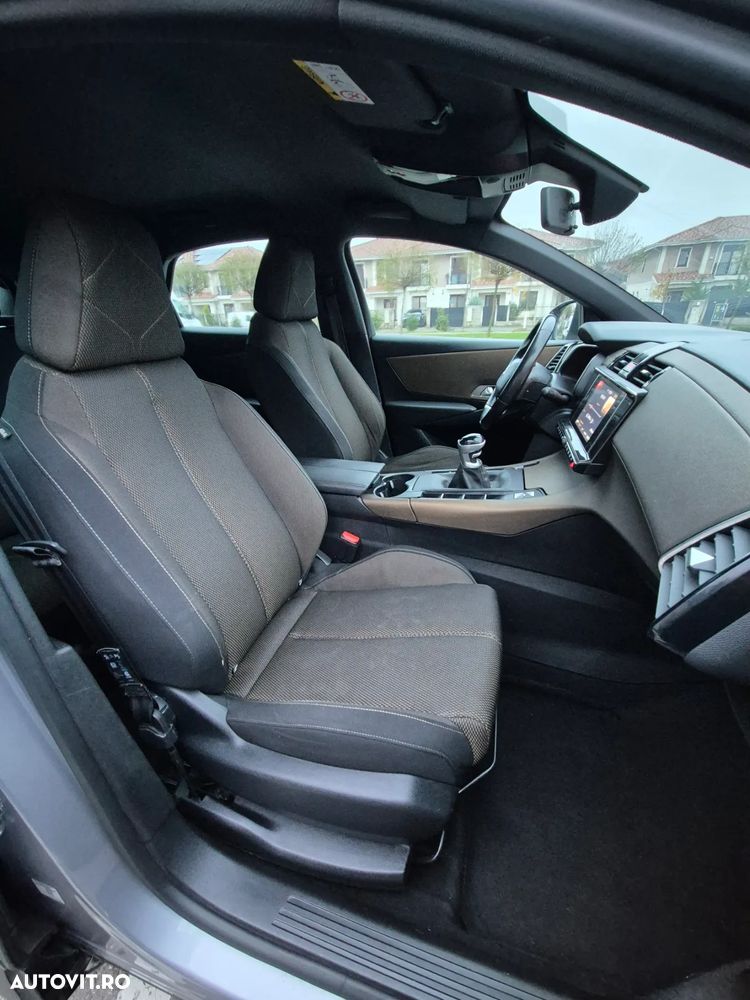 DS Automobiles DS 7 Crossback - 9