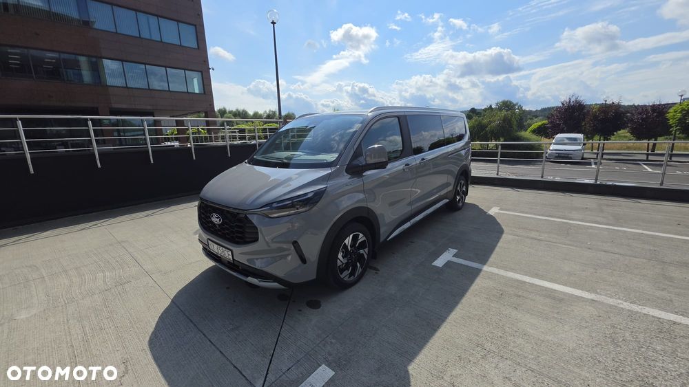 Ford Tourneo Custom - 14