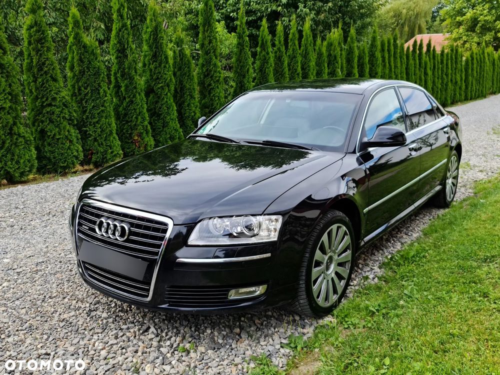Audi A8 4.2 FSI L Quattro - 1