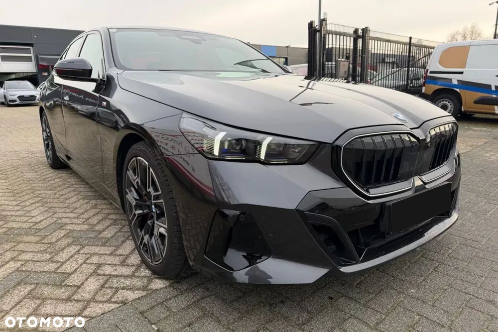 BMW Seria 5 520d xDrive mHEV M Sport - 7