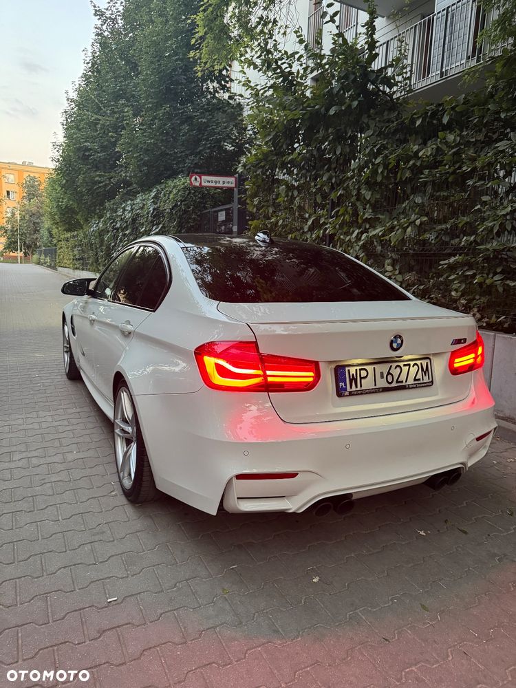 BMW M3 CS DKG - 12