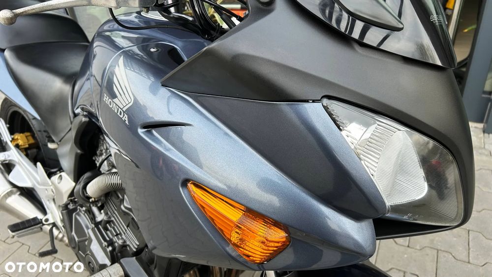 Honda CBF - 9