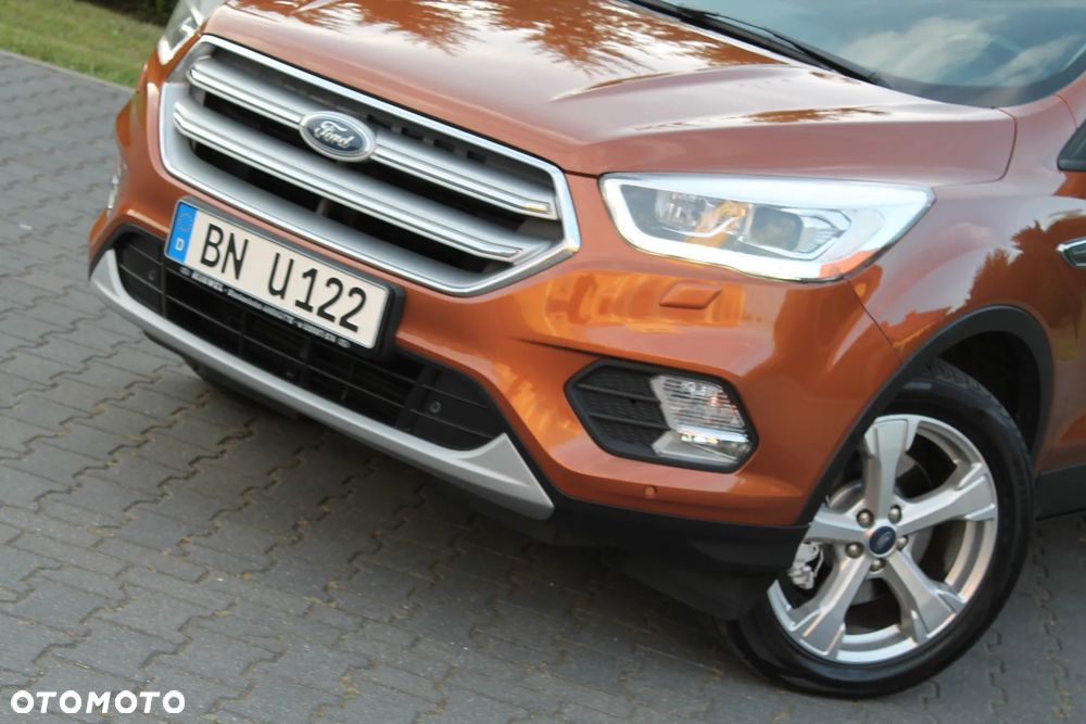 Ford Kuga - 4