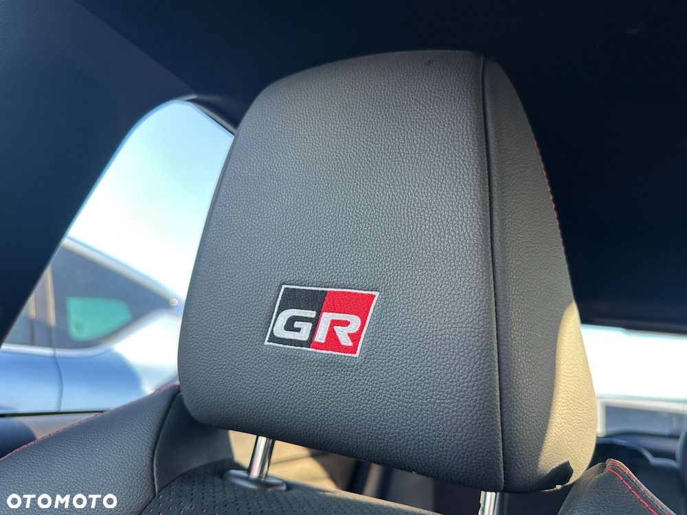 Toyota Yaris Cross 130 1.5 VVT-i GR Sport - 24