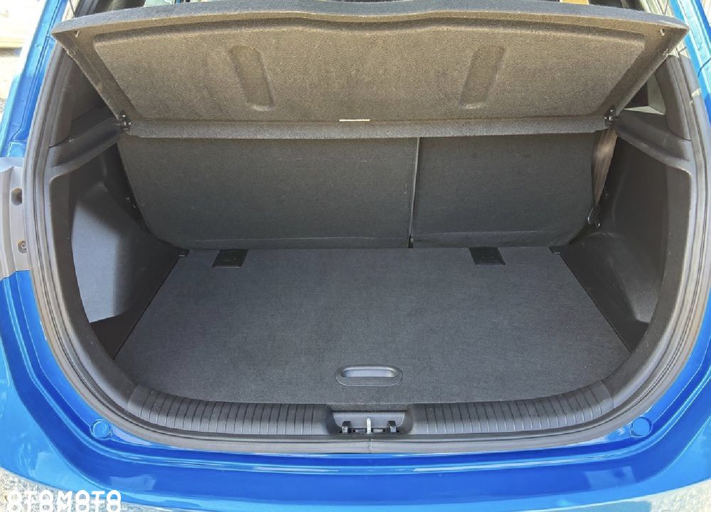 Hyundai ix20 1.4 blue - 19