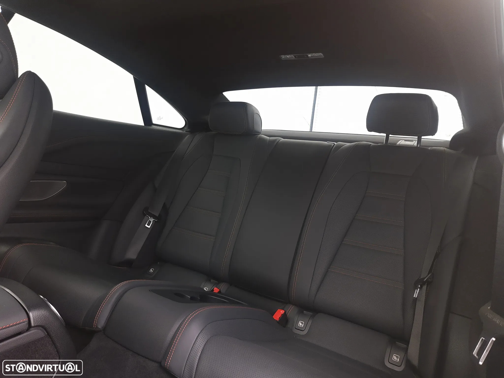Mercedes-Benz E 53 AMG 4Matic+ - 29