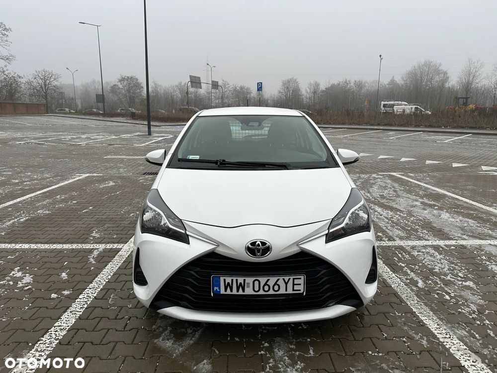 Toyota Yaris 1.5 Active - 2
